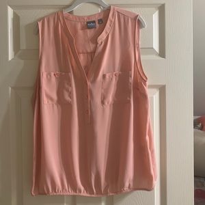 Women’s sleeveless top